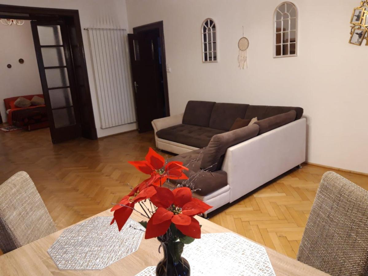 Apartament Piata Sfatului Brașov Exterior foto